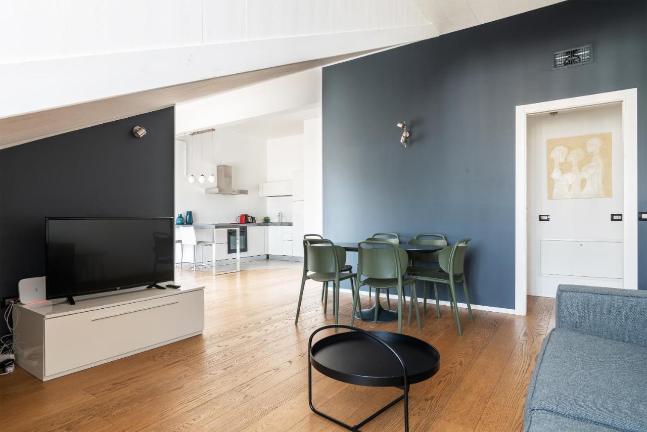 Easyhomes - Brera Luxury Suites มิลาน ภายนอก รูปภาพ